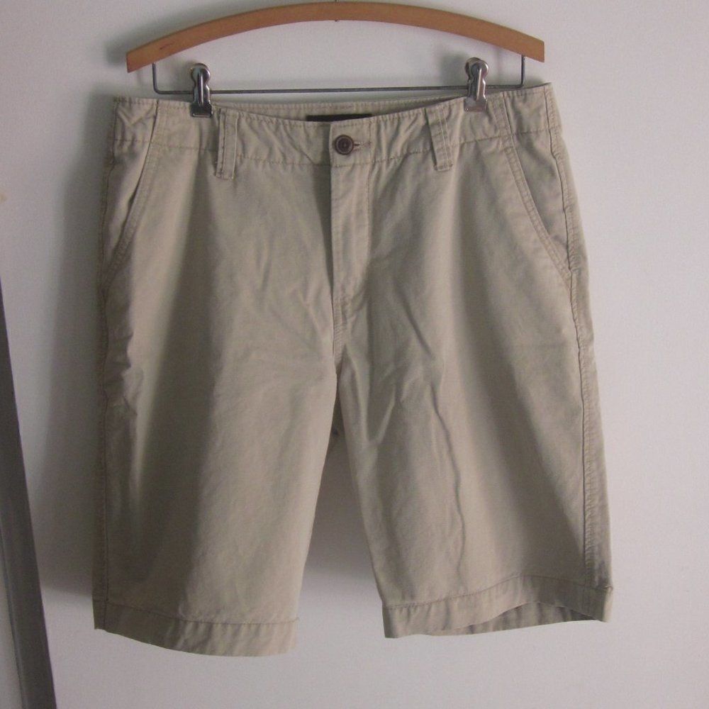 Aeropostale Classic Tan Cotton Chino Shorts Mens Size 32 With 10.5' Inseam
